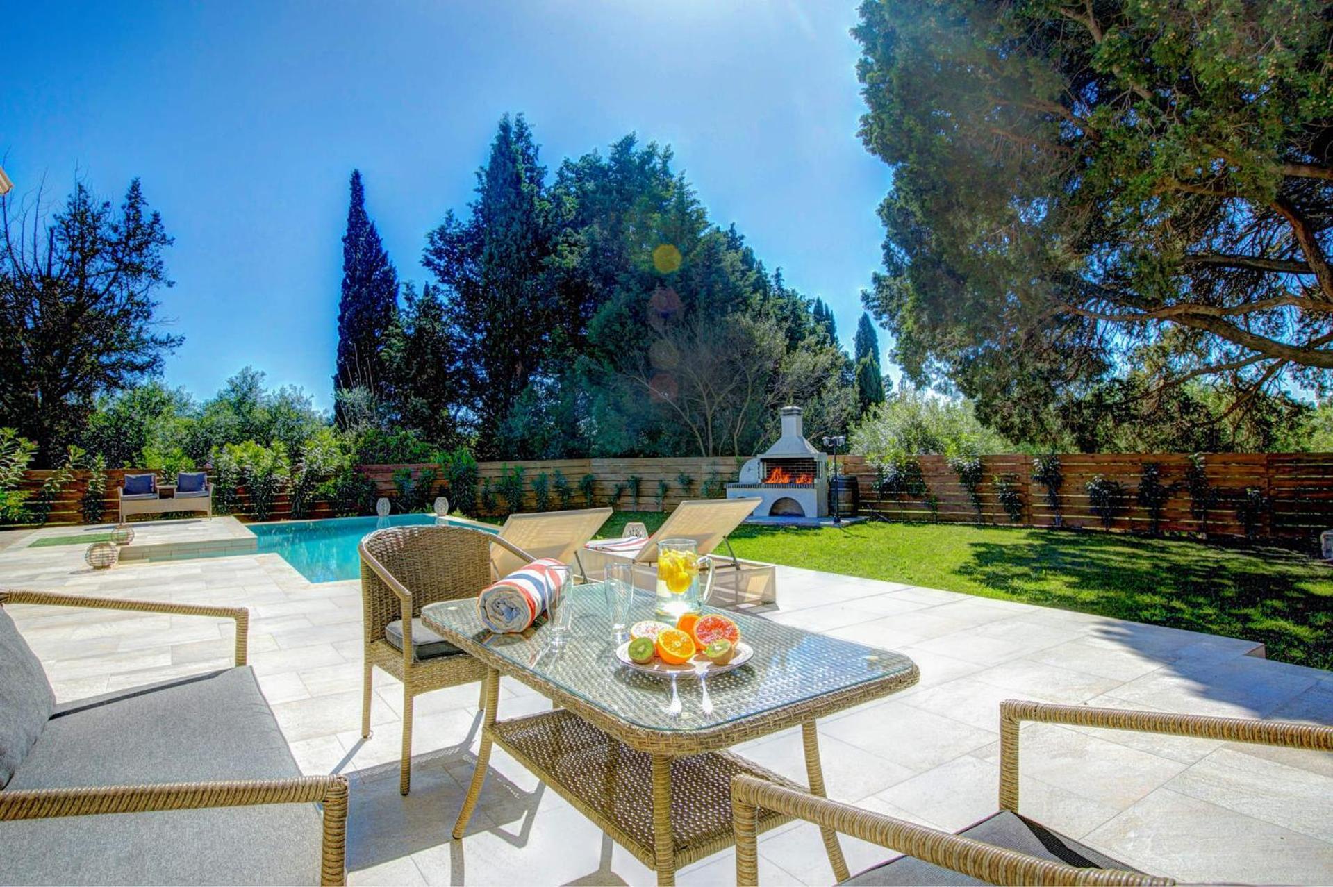 Astarte Villas - Laalu Private Villa With Pool Koukounariá 외부 사진